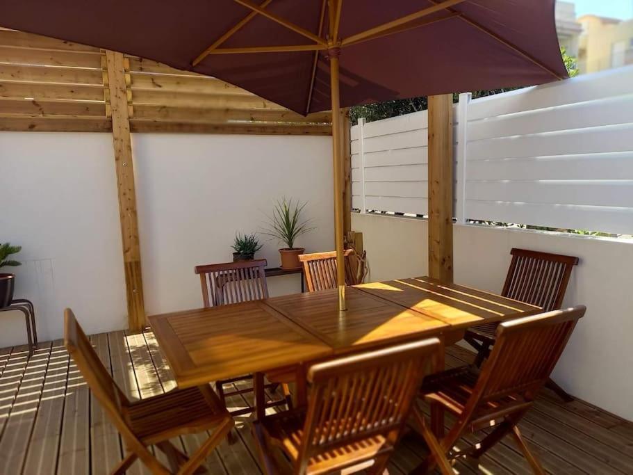 Appartement 100 M2 Terrasse Piscine グリュイッサン エクステリア 写真